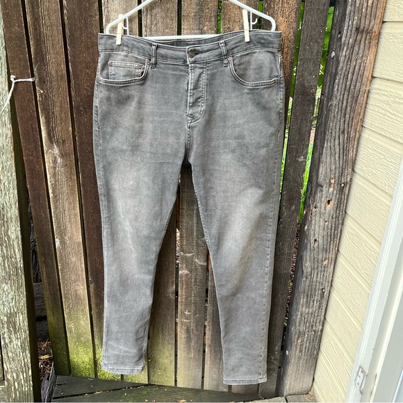 Topman Stretch Tapered Jeans In Washed Black Tint Sz W34 L34 - Picture 4 of 12